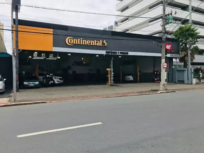 Foto da frente da loja valetão pneus continental em são josé dos campos